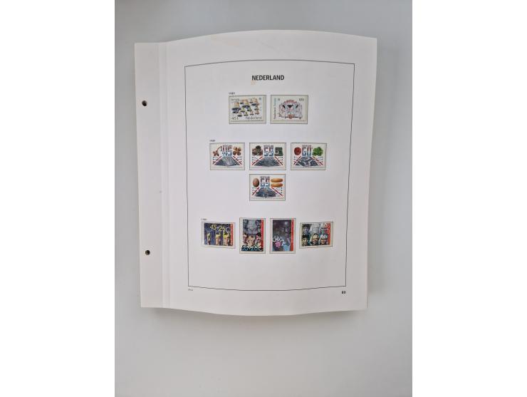 1852/1995, mostly unused and mint never hinged collection incl. official and postage due stamps with a lot of better and comp