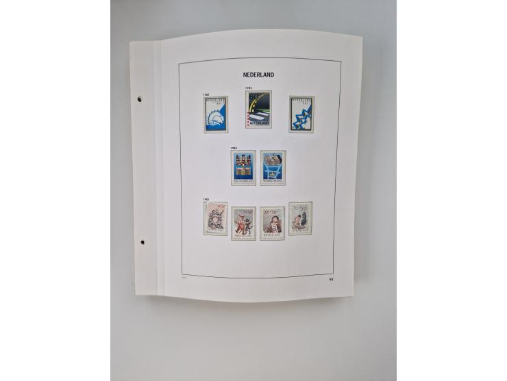 1852/1995, mostly unused and mint never hinged collection incl. official and postage due stamps with a lot of better and comp