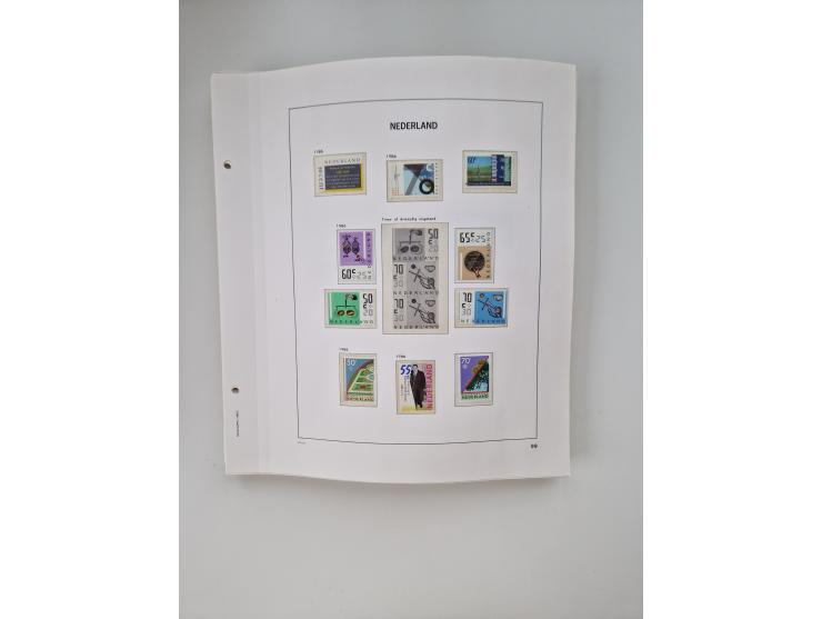 1852/1995, mostly unused and mint never hinged collection incl. official and postage due stamps with a lot of better and comp