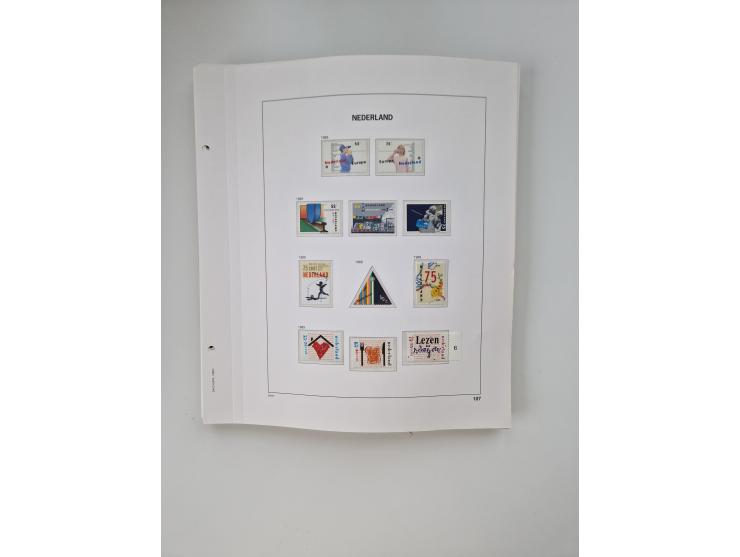 1852/1995, mostly unused and mint never hinged collection incl. official and postage due stamps with a lot of better and comp