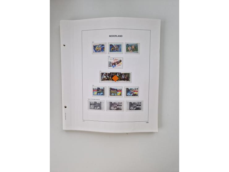 1852/1995, mostly unused and mint never hinged collection incl. official and postage due stamps with a lot of better and comp