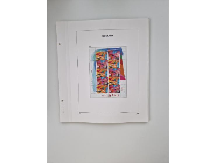 1852/1995, mostly unused and mint never hinged collection incl. official and postage due stamps with a lot of better and comp