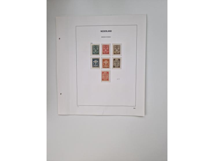 1852/1995, mostly unused and mint never hinged collection incl. official and postage due stamps with a lot of better and comp