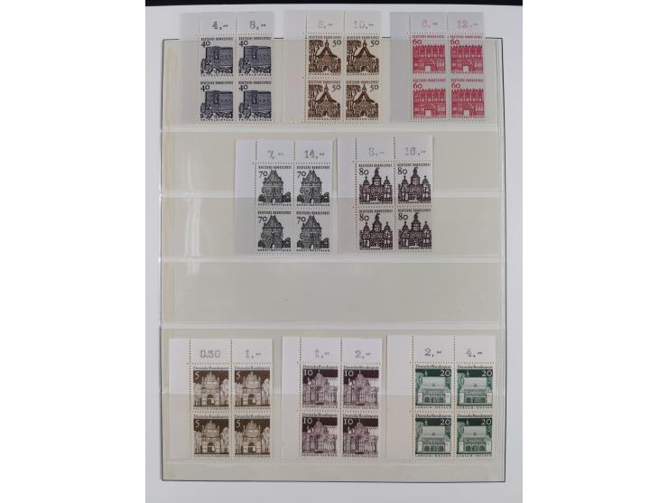 1951/94, postfrische Sammlung Dauerserien, dabei Posthorn in waagerechten oder senkrechten Paaren mit 3 Attesten und 6 Befund