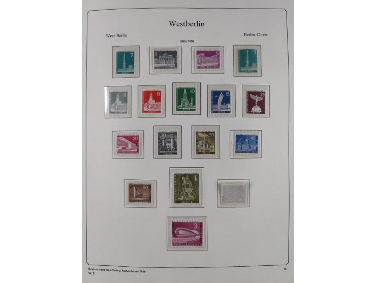 1948/90, postfrische komplette Sammlung Berlin im Vordruck-Album, dabei Besonderheiten wie Mi. 33 verschobener Aufdruck, gepr