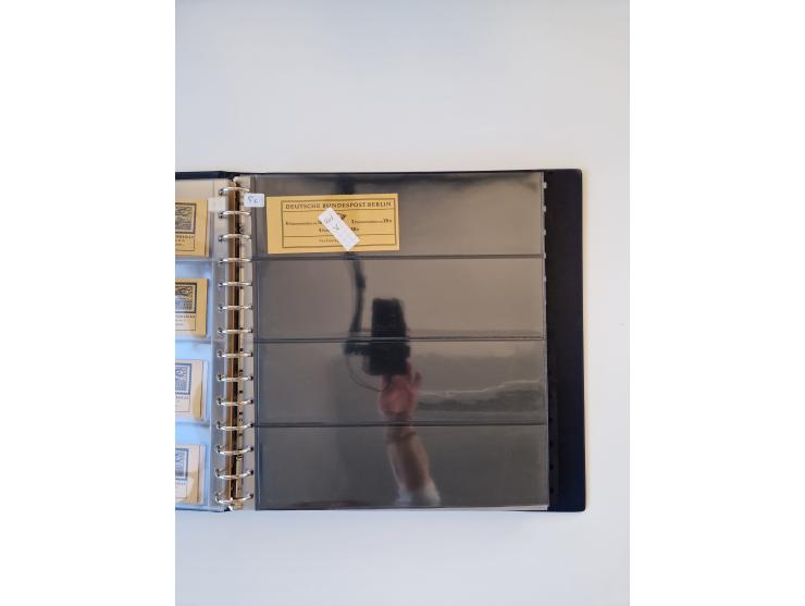 1960/2000, umfangreiche Sammlung der postfrischen Markenheftchen von Bund/Berlin in 19 SAFE-Ringbindern, sehr spezialisiert u