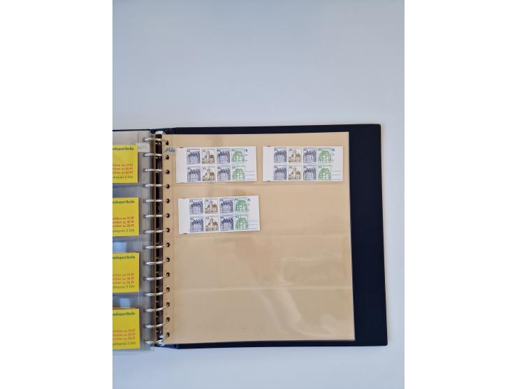 1960/2000, umfangreiche Sammlung der postfrischen Markenheftchen von Bund/Berlin in 19 SAFE-Ringbindern, sehr spezialisiert u