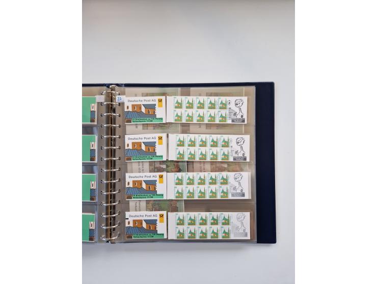 1960/2000, umfangreiche Sammlung der postfrischen Markenheftchen von Bund/Berlin in 19 SAFE-Ringbindern, sehr spezialisiert u