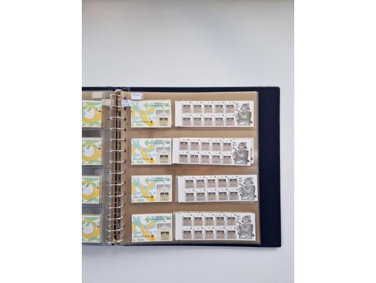 1960/2000, umfangreiche Sammlung der postfrischen Markenheftchen von Bund/Berlin in 19 SAFE-Ringbindern, sehr spezialisiert u