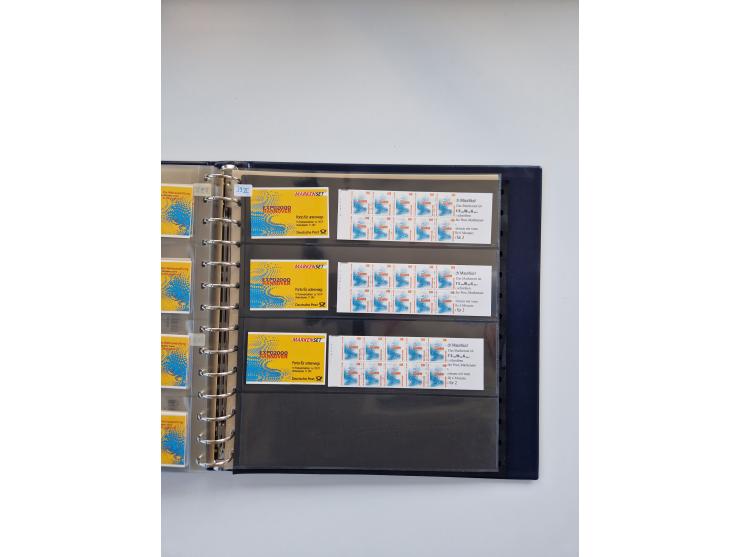 1960/2000, umfangreiche Sammlung der postfrischen Markenheftchen von Bund/Berlin in 19 SAFE-Ringbindern, sehr spezialisiert u