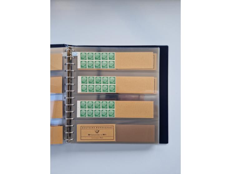 1960/2000, umfangreiche Sammlung der postfrischen Markenheftchen von Bund/Berlin in 19 SAFE-Ringbindern, sehr spezialisiert u