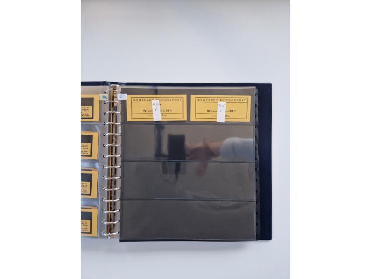 1960/2000, umfangreiche Sammlung der postfrischen Markenheftchen von Bund/Berlin in 19 SAFE-Ringbindern, sehr spezialisiert u