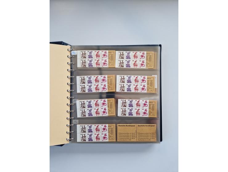 1960/2000, umfangreiche Sammlung der postfrischen Markenheftchen von Bund/Berlin in 19 SAFE-Ringbindern, sehr spezialisiert u