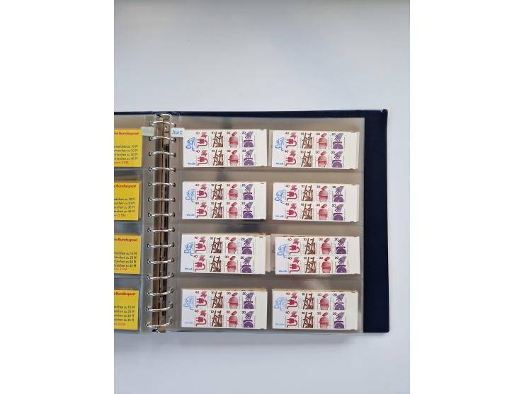 1960/2000, umfangreiche Sammlung der postfrischen Markenheftchen von Bund/Berlin in 19 SAFE-Ringbindern, sehr spezialisiert u