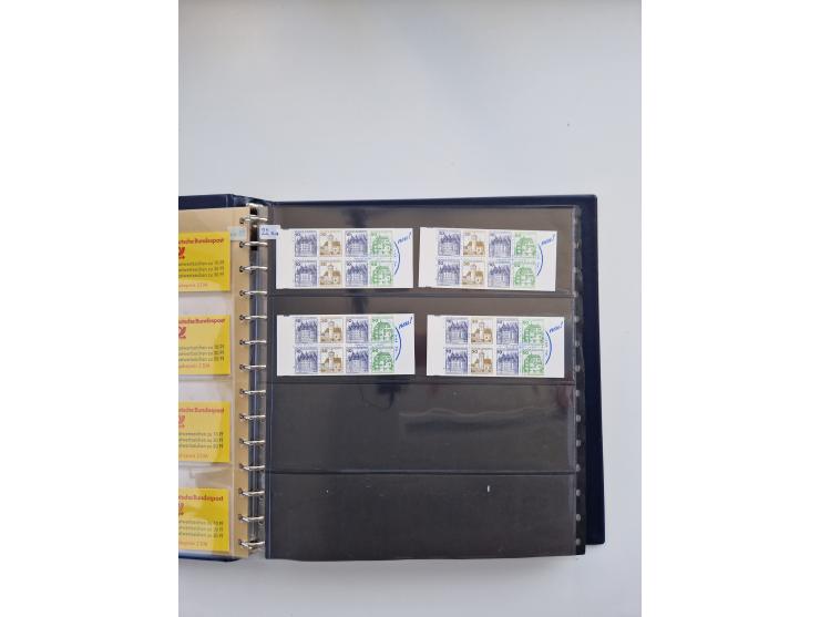 1960/2000, umfangreiche Sammlung der postfrischen Markenheftchen von Bund/Berlin in 19 SAFE-Ringbindern, sehr spezialisiert u