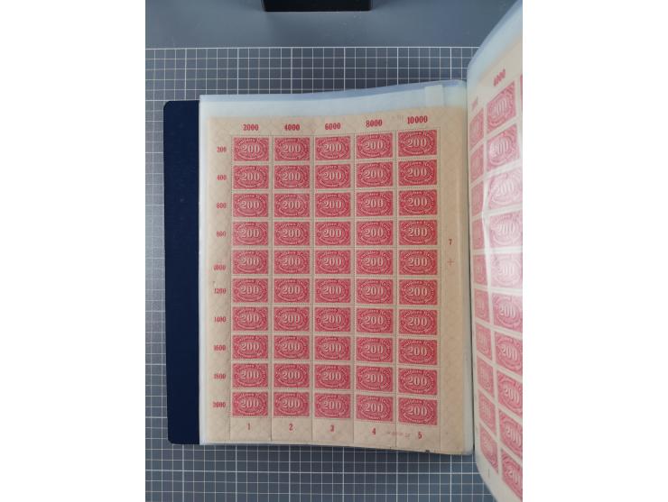 1922, meist postfrische Sammlung mit 100 Bogen ex Mi.-Nr. 246-57, teils sign. INFLA Berlin, in guter Erhaltung, teils übliche