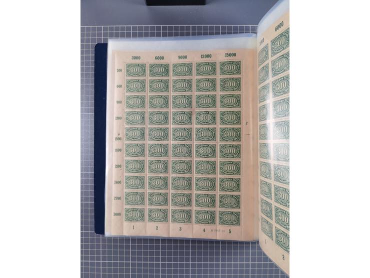 1922, meist postfrische Sammlung mit 100 Bogen ex Mi.-Nr. 246-57, teils sign. INFLA Berlin, in guter Erhaltung, teils übliche