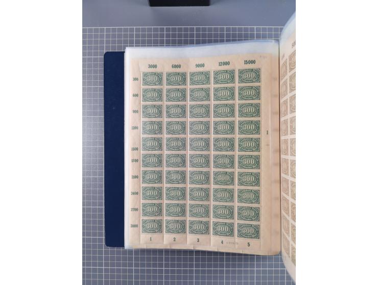 1922, meist postfrische Sammlung mit 100 Bogen ex Mi.-Nr. 246-57, teils sign. INFLA Berlin, in guter Erhaltung, teils übliche