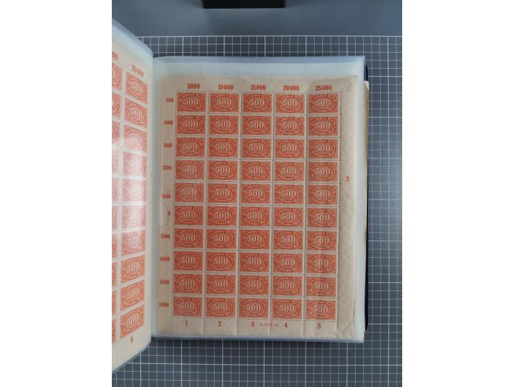 1922, meist postfrische Sammlung mit 100 Bogen ex Mi.-Nr. 246-57, teils sign. INFLA Berlin, in guter Erhaltung, teils übliche