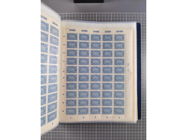 1922, meist postfrische Sammlung mit 100 Bogen ex Mi.-Nr. 246-57, teils sign. INFLA Berlin, in guter Erhaltung, teils übliche