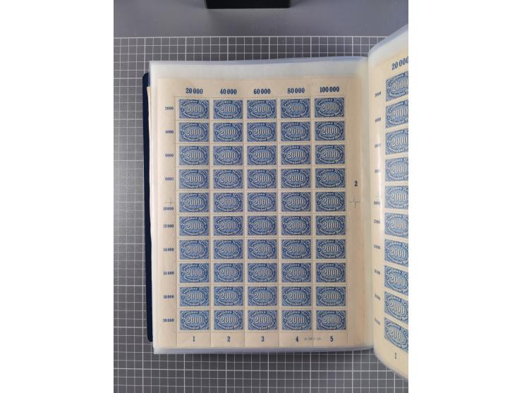 1922, meist postfrische Sammlung mit 100 Bogen ex Mi.-Nr. 246-57, teils sign. INFLA Berlin, in guter Erhaltung, teils übliche