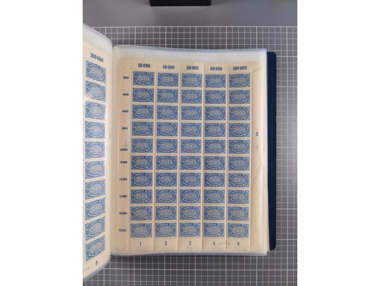 1922, meist postfrische Sammlung mit 100 Bogen ex Mi.-Nr. 246-57, teils sign. INFLA Berlin, in guter Erhaltung, teils übliche