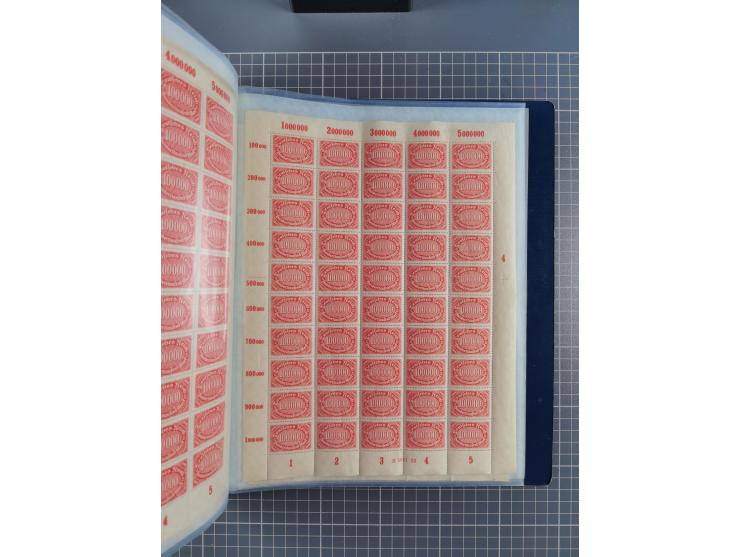 1922, meist postfrische Sammlung mit 100 Bogen ex Mi.-Nr. 246-57, teils sign. INFLA Berlin, in guter Erhaltung, teils übliche