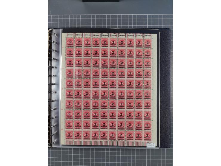 1919/23, meist postfrische Sammlung mit über 200 Bögen, bis auf wenige aufgetrennte Exemplare in kpl. Bogen, dabei auch etwas