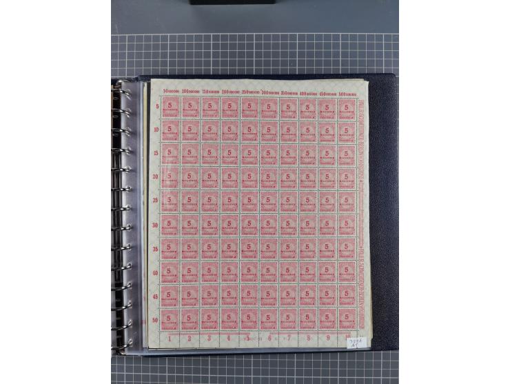 1919/23, meist postfrische Sammlung mit über 200 Bögen, bis auf wenige aufgetrennte Exemplare in kpl. Bogen, dabei auch etwas