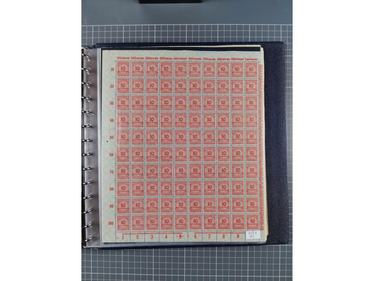 1919/23, meist postfrische Sammlung mit über 200 Bögen, bis auf wenige aufgetrennte Exemplare in kpl. Bogen, dabei auch etwas