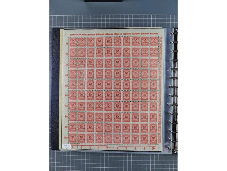 1919/23, meist postfrische Sammlung mit über 200 Bögen, bis auf wenige aufgetrennte Exemplare in kpl. Bogen, dabei auch etwas