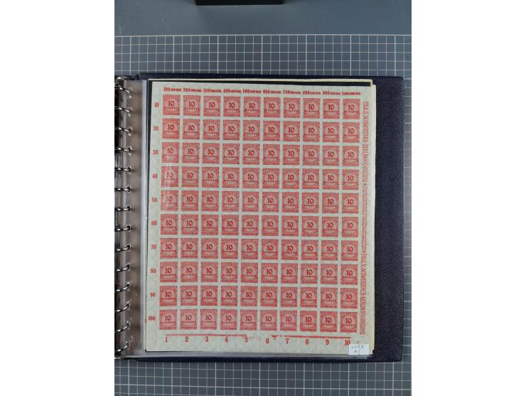 1919/23, meist postfrische Sammlung mit über 200 Bögen, bis auf wenige aufgetrennte Exemplare in kpl. Bogen, dabei auch etwas