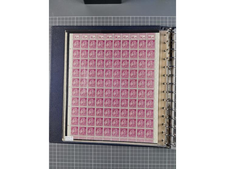1919/23, meist postfrische Sammlung mit über 200 Bögen, bis auf wenige aufgetrennte Exemplare in kpl. Bogen, dabei auch etwas