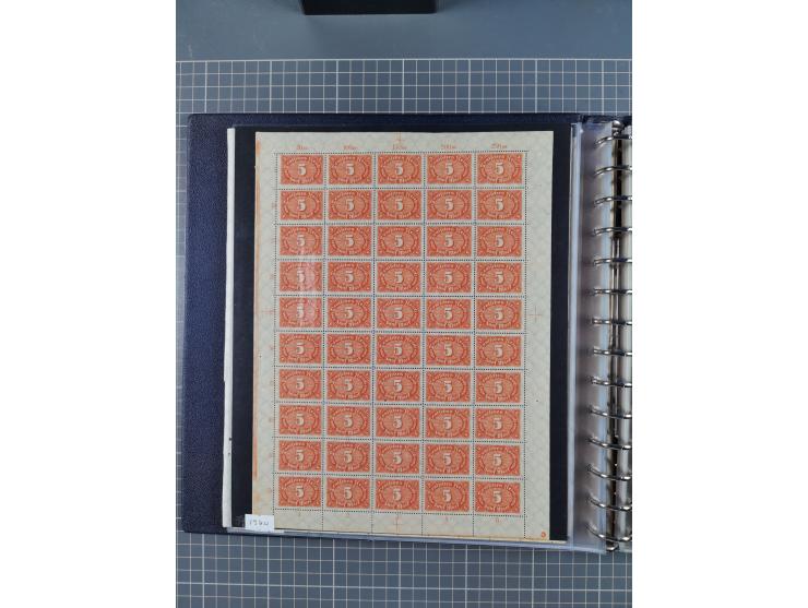 1919/23, meist postfrische Sammlung mit über 200 Bögen, bis auf wenige aufgetrennte Exemplare in kpl. Bogen, dabei auch etwas