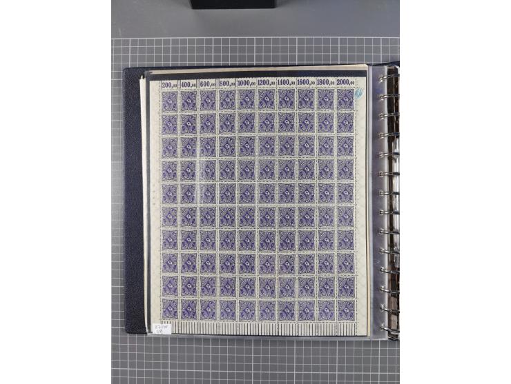 1919/23, meist postfrische Sammlung mit über 200 Bögen, bis auf wenige aufgetrennte Exemplare in kpl. Bogen, dabei auch etwas