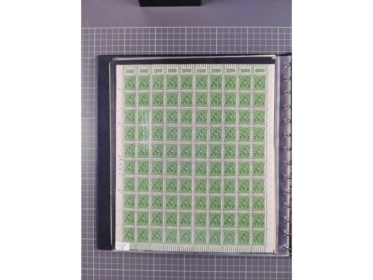 1919/23, meist postfrische Sammlung mit über 200 Bögen, bis auf wenige aufgetrennte Exemplare in kpl. Bogen, dabei auch etwas