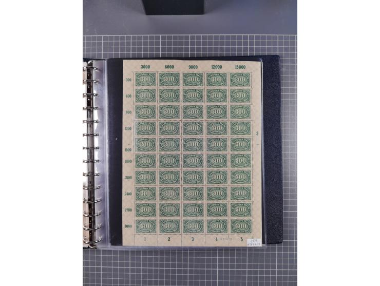 1919/23, meist postfrische Sammlung mit über 200 Bögen, bis auf wenige aufgetrennte Exemplare in kpl. Bogen, dabei auch etwas
