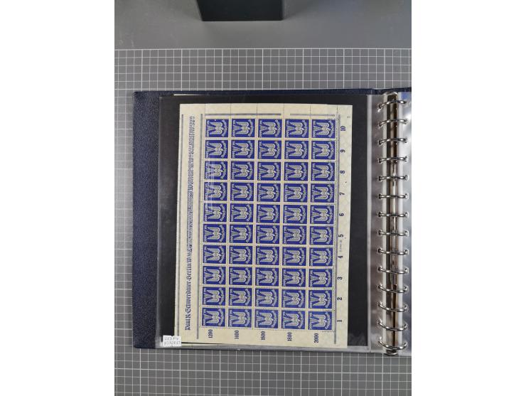 1919/23, meist postfrische Sammlung mit über 200 Bögen, bis auf wenige aufgetrennte Exemplare in kpl. Bogen, dabei auch etwas