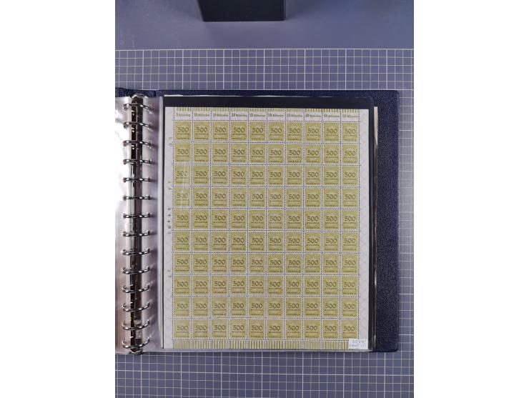 1919/23, meist postfrische Sammlung mit über 200 Bögen, bis auf wenige aufgetrennte Exemplare in kpl. Bogen, dabei auch etwas