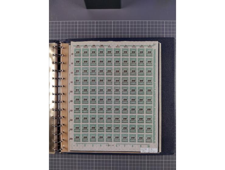 1919/23, meist postfrische Sammlung mit über 200 Bögen, bis auf wenige aufgetrennte Exemplare in kpl. Bogen, dabei auch etwas