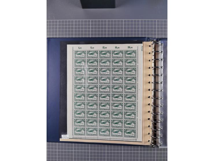 1919/23, meist postfrische Sammlung mit über 200 Bögen, bis auf wenige aufgetrennte Exemplare in kpl. Bogen, dabei auch etwas