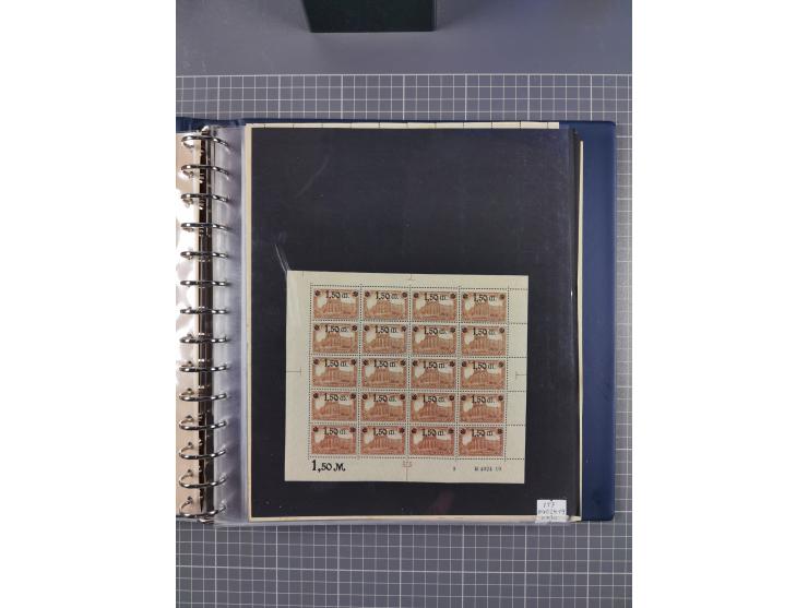 1919/23, meist postfrische Sammlung mit über 200 Bögen, bis auf wenige aufgetrennte Exemplare in kpl. Bogen, dabei auch etwas