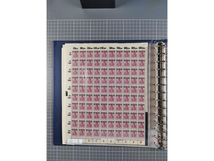 1919/23, meist postfrische Sammlung mit über 200 Bögen, bis auf wenige aufgetrennte Exemplare in kpl. Bogen, dabei auch etwas