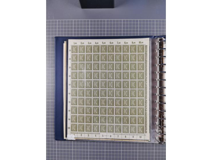 1919/23, meist postfrische Sammlung mit über 200 Bögen, bis auf wenige aufgetrennte Exemplare in kpl. Bogen, dabei auch etwas