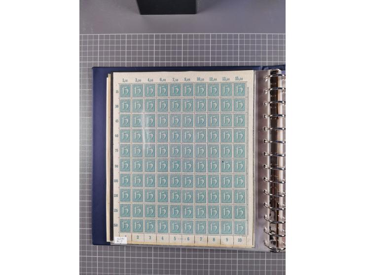 1919/23, meist postfrische Sammlung mit über 200 Bögen, bis auf wenige aufgetrennte Exemplare in kpl. Bogen, dabei auch etwas