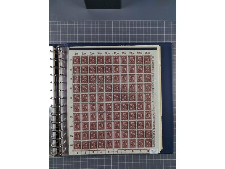 1919/23, meist postfrische Sammlung mit über 200 Bögen, bis auf wenige aufgetrennte Exemplare in kpl. Bogen, dabei auch etwas