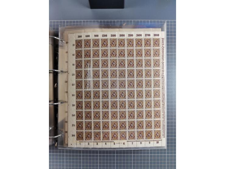 1921/22, postfrischer und ungebrauchter Bestand mit etwas über 200 Bogen und Bogenteilen, dabei Walzen- und Plattenbogen, HAN