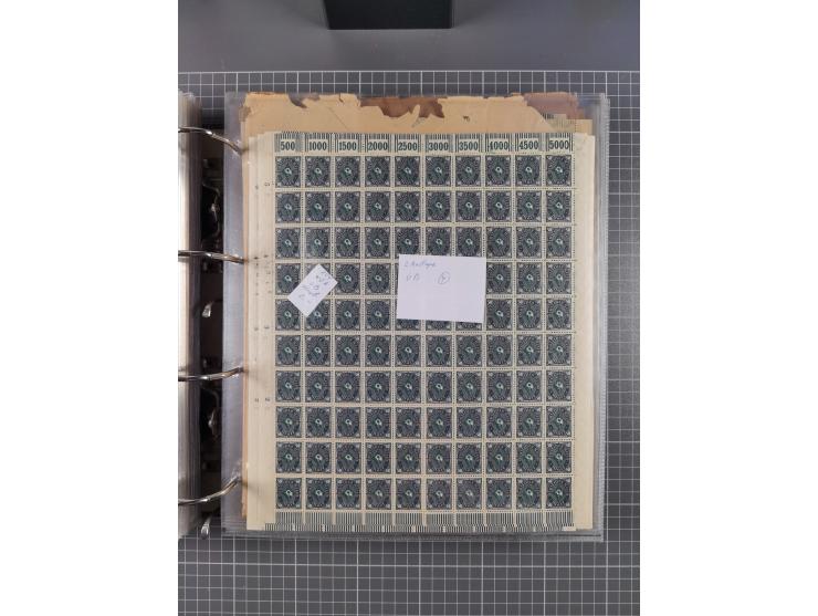 1921/22, postfrischer und ungebrauchter Bestand mit etwas über 200 Bogen und Bogenteilen, dabei Walzen- und Plattenbogen, HAN