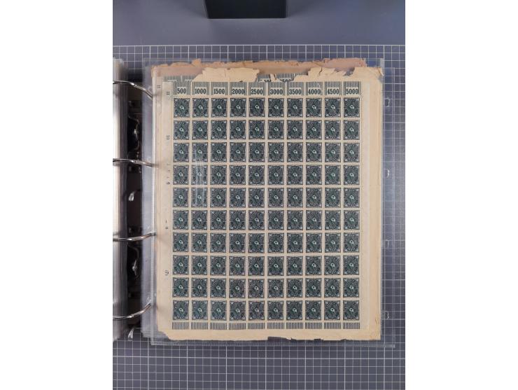1921/22, postfrischer und ungebrauchter Bestand mit etwas über 200 Bogen und Bogenteilen, dabei Walzen- und Plattenbogen, HAN