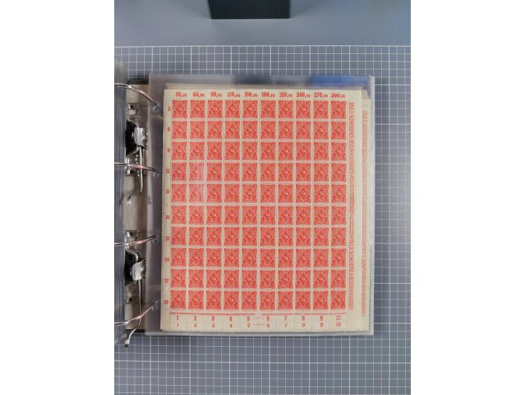 1921/22, postfrischer und ungebrauchter Bestand mit etwas über 200 Bogen und Bogenteilen, dabei Walzen- und Plattenbogen, HAN